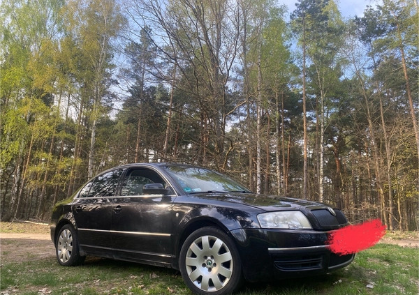 Skoda Superb cena 15500 przebieg: 195500, rok produkcji 2005 z Kobylin małe 211